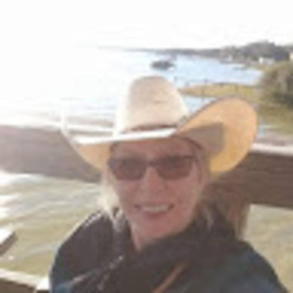 Meet your Posher, Debra